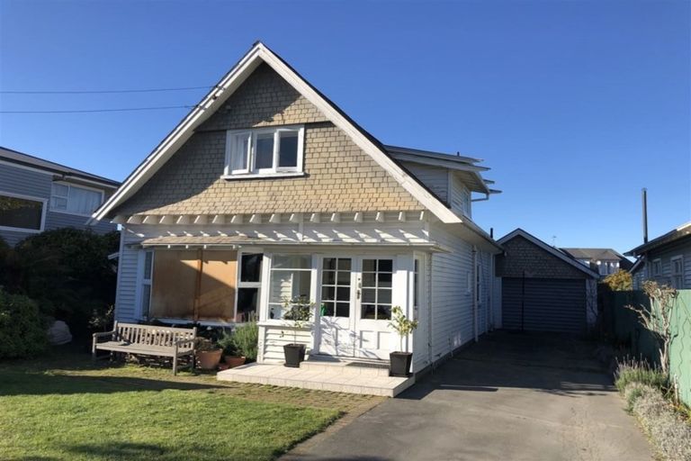 Photo of property in 32 Normans Road, Strowan, Christchurch, 8052