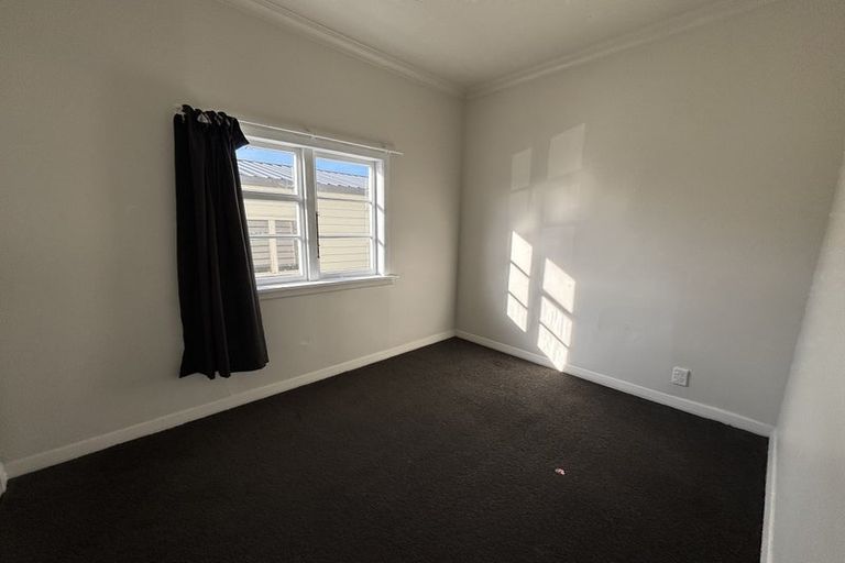 Photo of property in 22 Clyde Street, Levin, 5510