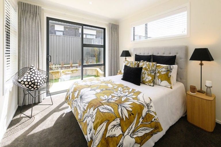 Photo of property in 61 Hokioi Drive, Kenepuru, Porirua, 5022