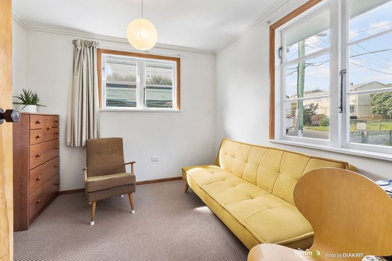 Photo of property in 46 Raukawa Street, Strathmore Park, Wellington, 6022