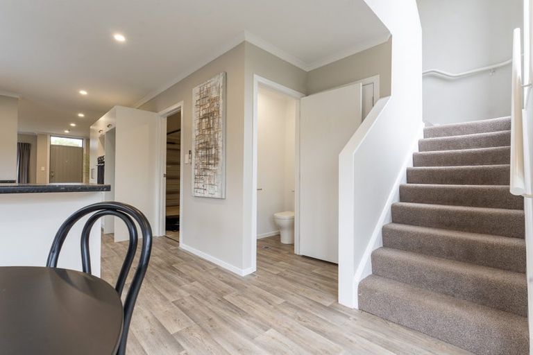 Photo of property in 27b Southsea Crescent, Silverdale, Hamilton, 3216