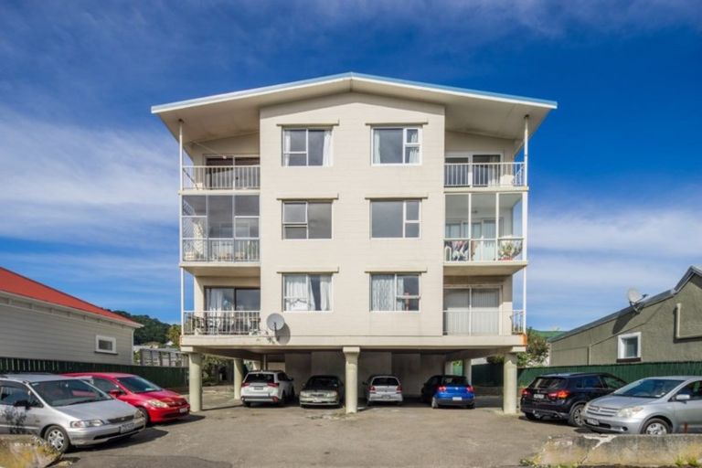 Photo of property in 10/26 Normanby Street, Newtown, Wellington, 6021