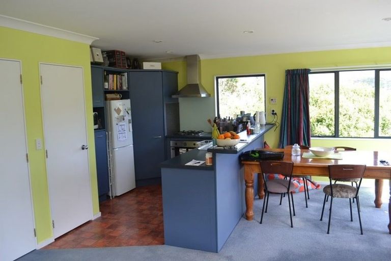 Photo of property in 78 Woodhouse Avenue, Karori, Wellington, 6012