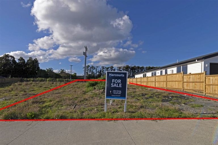 Photo of property in 27 Reserva Crescent, Kumeu, 0810