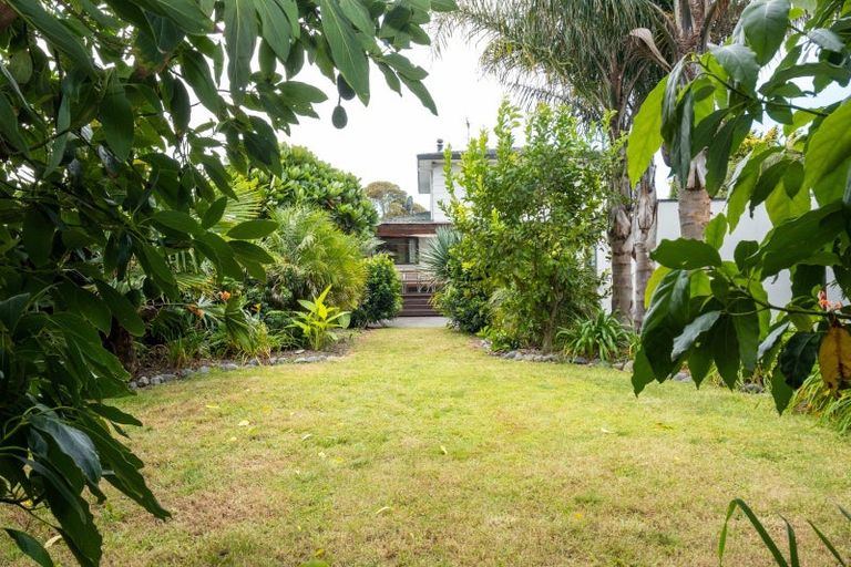 Photo of property in 280 Clifton Road, Te Awanga, 4102
