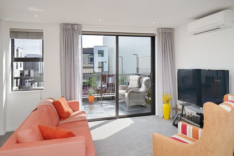 Photo of property in 2/201 Cashel Street, Christchurch Central, Christchurch, 8011