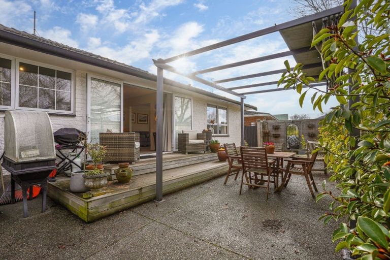 Photo of property in 1/15 Tudor Avenue, Ilam, Christchurch, 8041