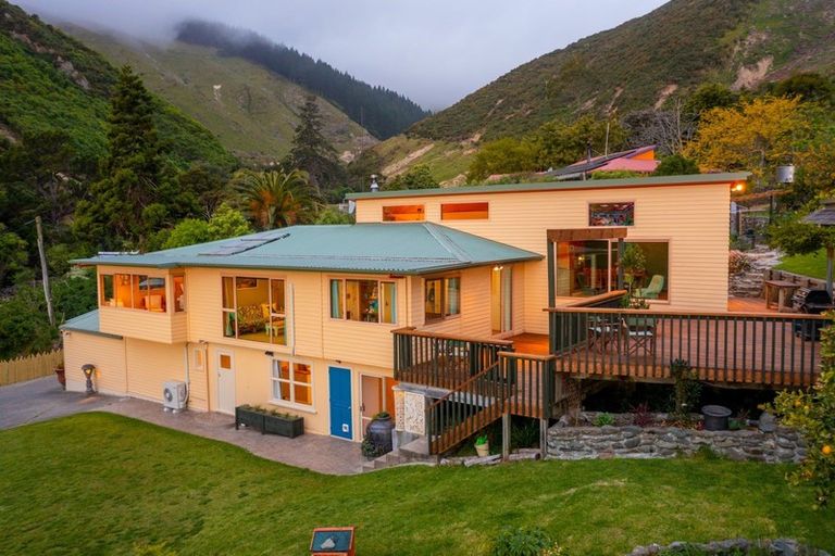 Photo of property in 30 Airlie Street, Glenduan, Nelson, 7071