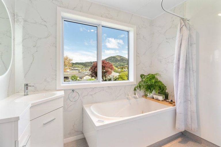 Photo of property in 52 Gladstone Road North, Mosgiel, 9024