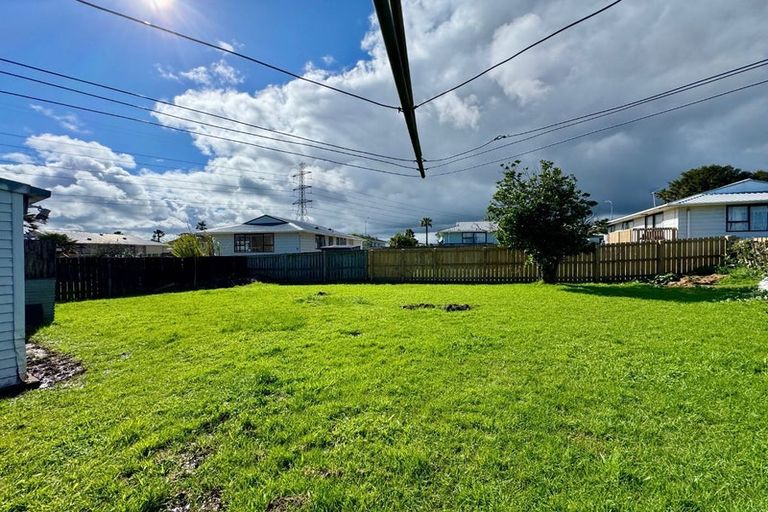 Photo of property in 68 Zelda Avenue, Clover Park, Auckland, 2023