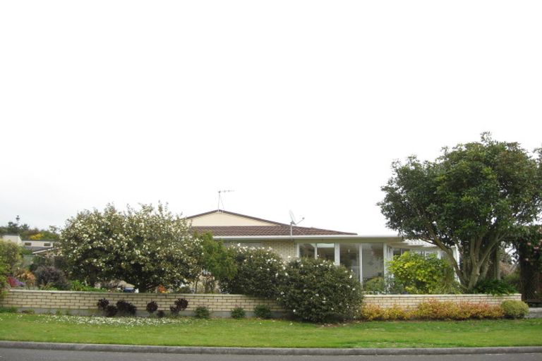Photo of property in 44 Wairau Road, Oakura, 4314