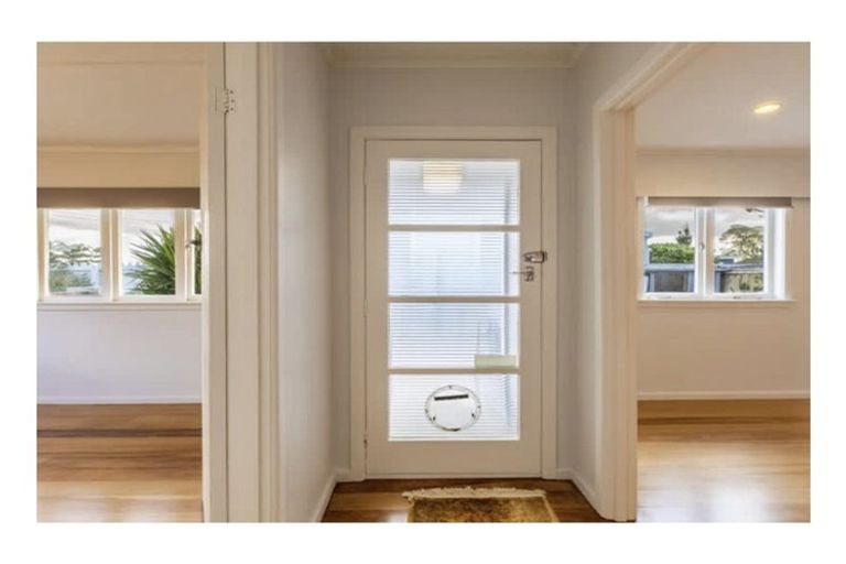 Photo of property in 1/11 Meeanee Quay, Westshore, Napier, 4110