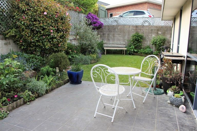 Photo of property in 11 Ellesmere Place, Oceanview, Timaru, 7910
