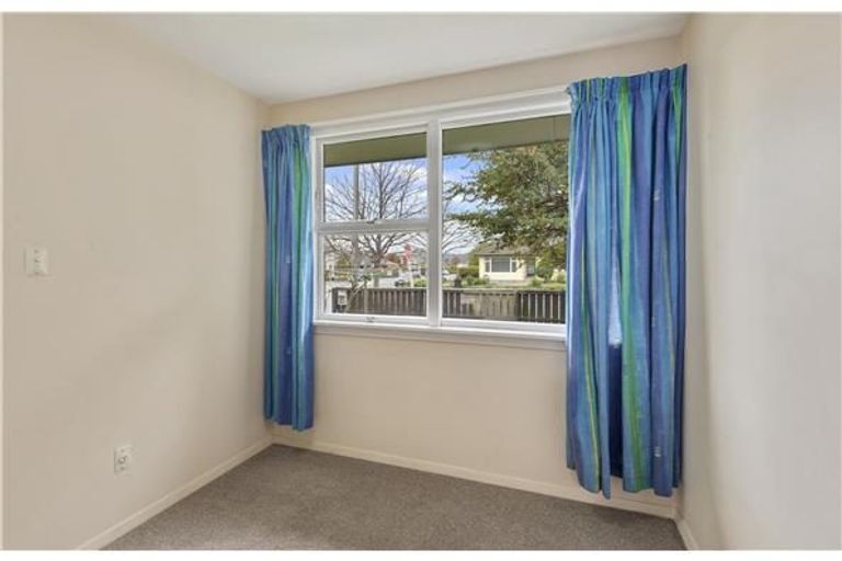 Photo of property in 4/28 Elizabeth Street, Riccarton, Christchurch, 8041