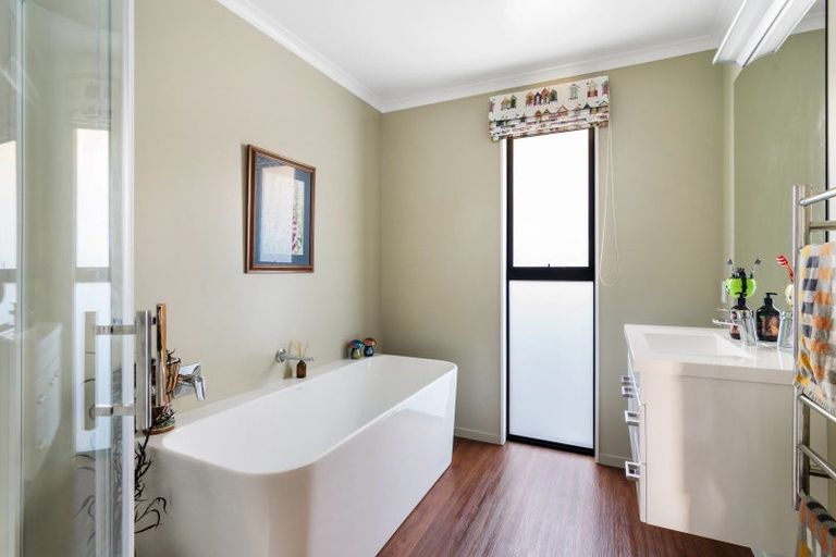 Photo of property in 4 Carmello Grove, Richmond, 7020