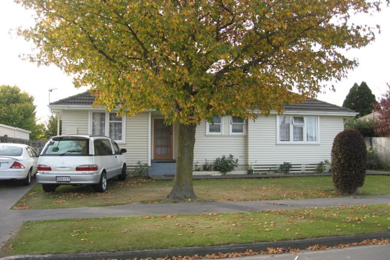 Photo of property in 4 Tensing Place, Sockburn, Christchurch, 8042