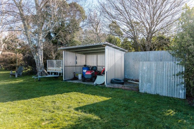 Photo of property in 17 Smith Street, Dannevirke, 4930