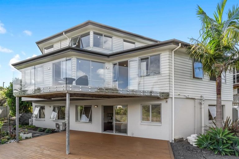 Photo of property in 25 Ballyboe Place, Pinehill, Auckland, 0632