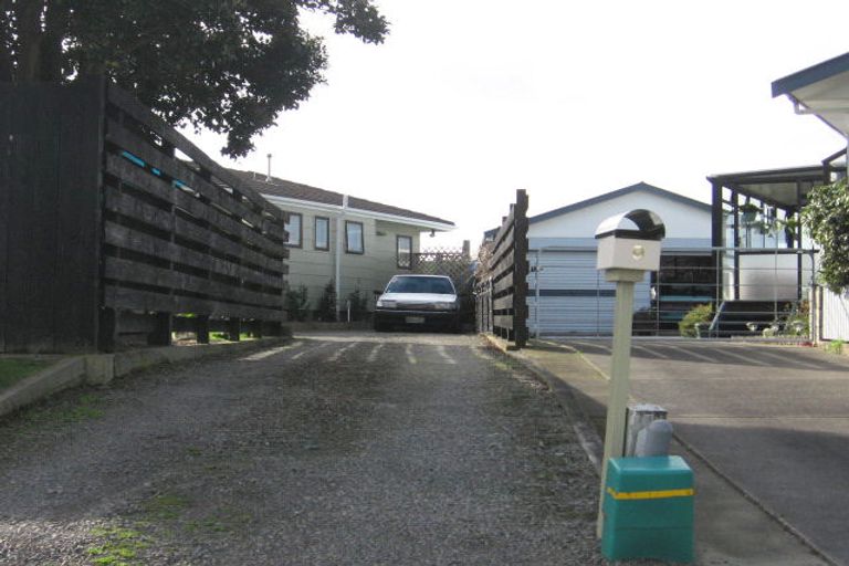 Photo of property in 9 Willowstream Grove, Cloverlea, Palmerston North, 4412