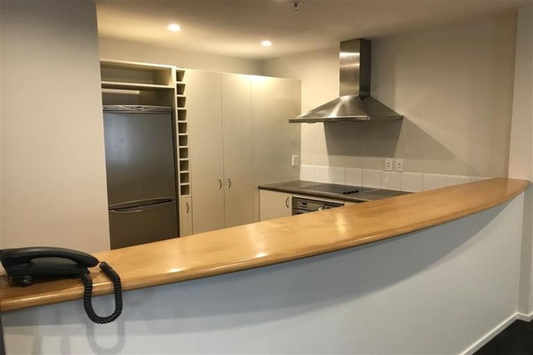 Photo of property in Terrace Garden Apartments, 14b/120 The Terrace, Wellington Central, Wellington, 6011