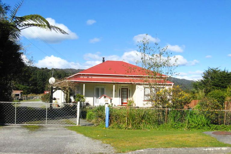 Photo of property in 295 Marsden Road, Greymouth, 7805