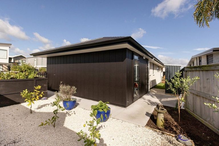 Photo of property in 22 Rehua Way, Papamoa, 3118