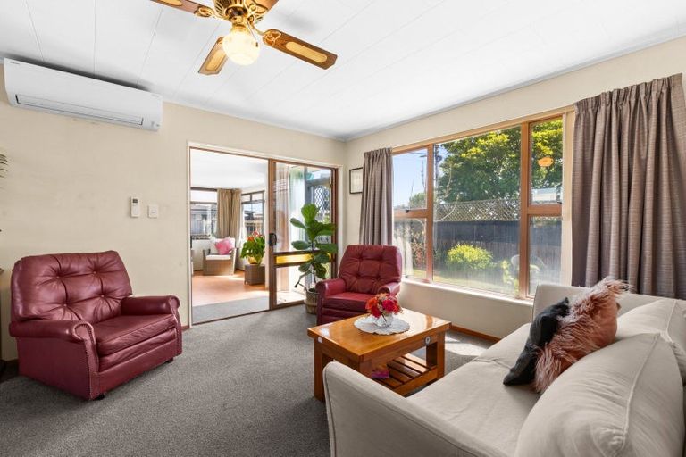 Photo of property in 2a Murphy Road, Taradale, Napier, 4112