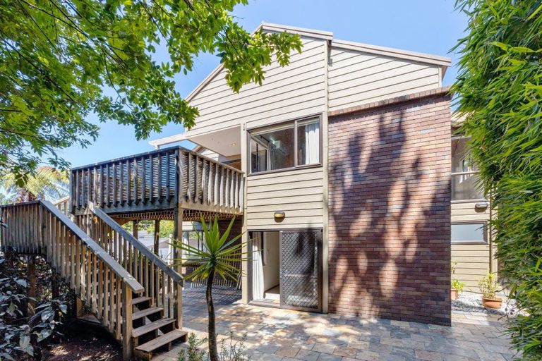 Photo of property in 9a Hamilton Parade, Hamilton Central, Hamilton, 3204