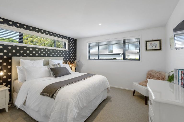 Photo of property in 10 Horseshoe Lake Road, Burwood, Christchurch, 8061