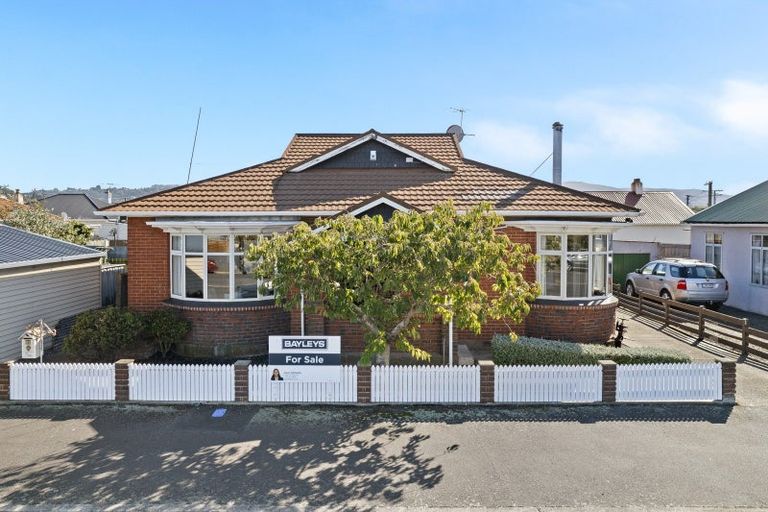Photo of property in 82 Richardson Street, Saint Kilda, Dunedin, 9012