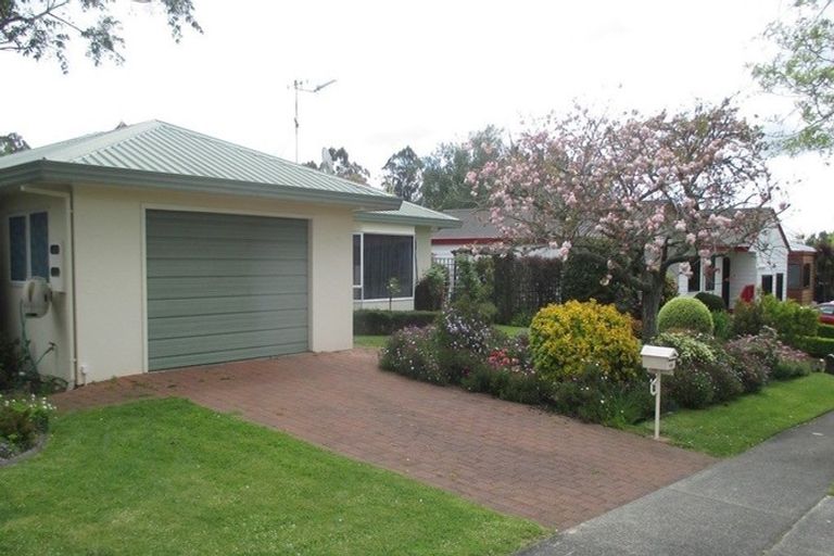 Photo of property in 76 Splitt Avenue, Glenview, Hamilton, 3206