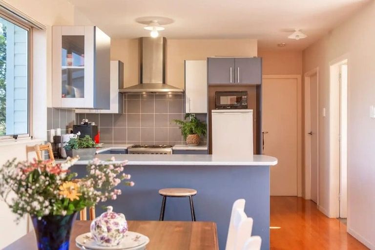 Photo of property in 37 Te Pua School Road, Helensville, 0875