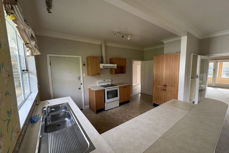 Photo of property in 6 Montgomery Street, Levin, 5510