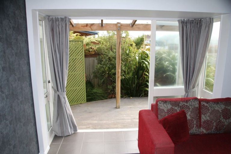 Photo of property in 56 Fonblanque Street, Westport, 7825