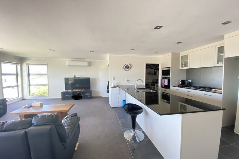 Photo of property in 3a Tudor Place, Mairangi Bay, Auckland, 0630