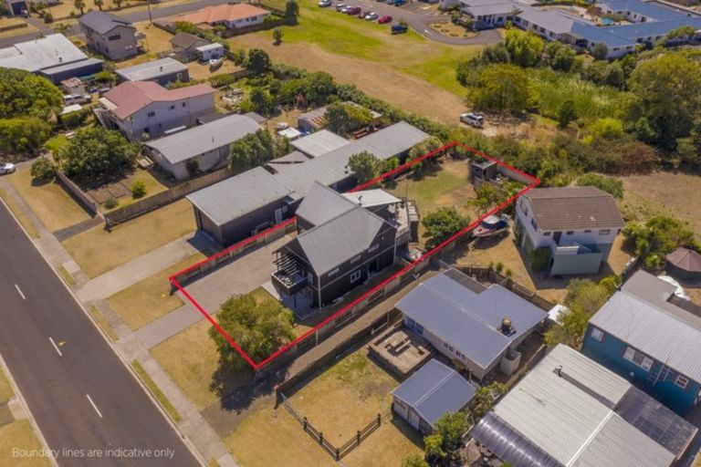 Photo of property in 141 Cook Drive, Whitianga, 3510