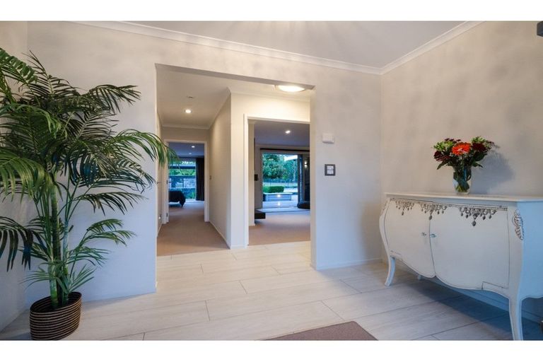 Photo of property in 55 Riverhead Road, Kumeu, 0810