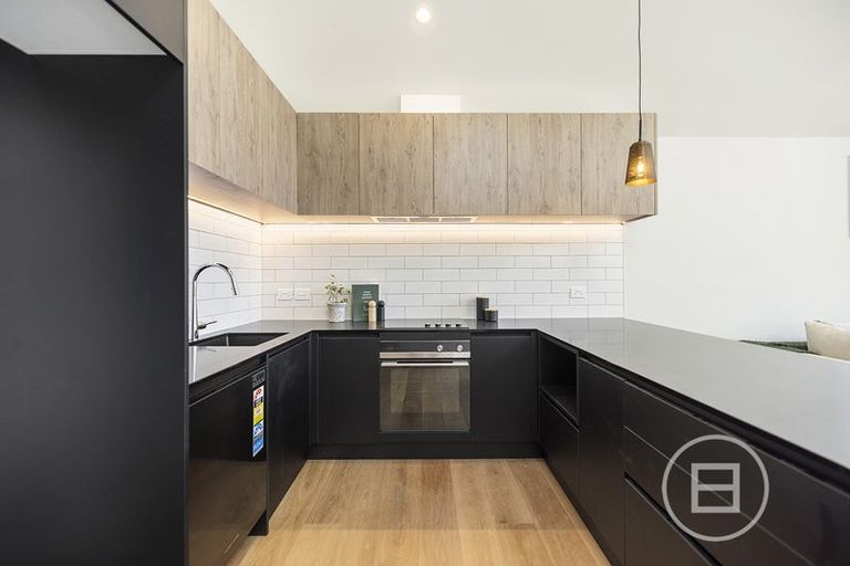 Photo of property in 45a Mcadam Drive, Jacks Point, Queenstown, 9371