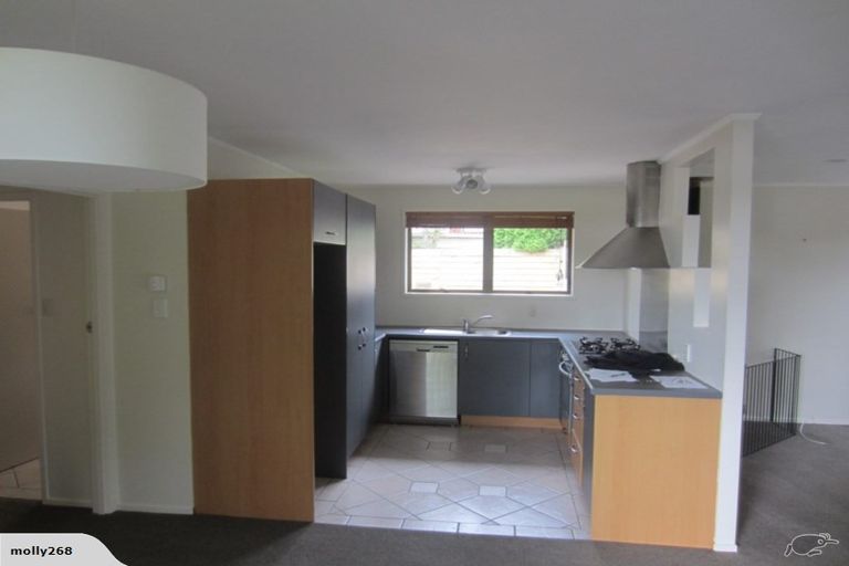 Photo of property in 53 Pemberton Avenue, Bayview, Auckland, 0629