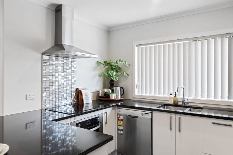 Photo of property in 14 Piso Lane, Dinsdale, Hamilton, 3204