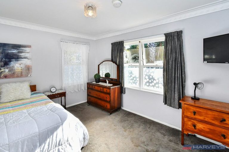 Photo of property in 15a Grande Vue Road, Hillpark, Auckland, 2102