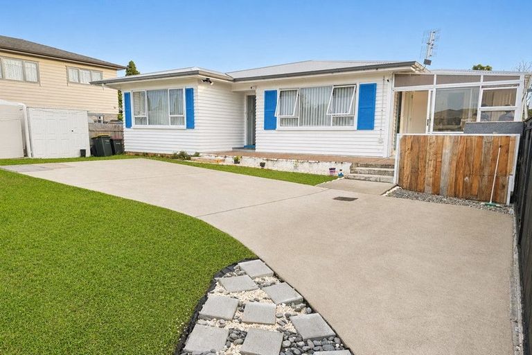 Photo of property in 40 Alma Crescent, Papakura, 2110
