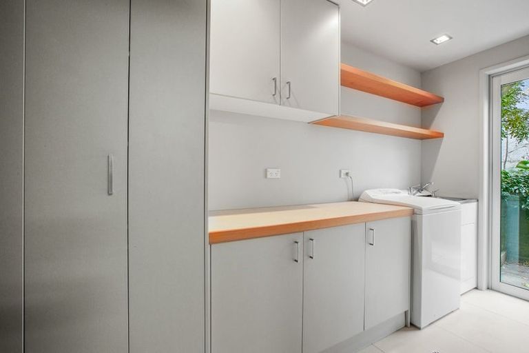 Photo of property in 11a Shearer Drive, Oakura, 4314