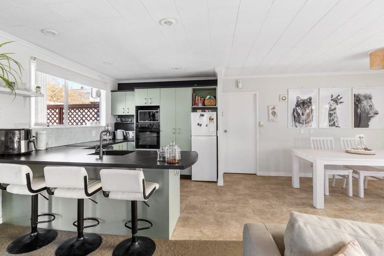 Photo of property in 70 Matai Crescent, Highfield, Timaru, 7910