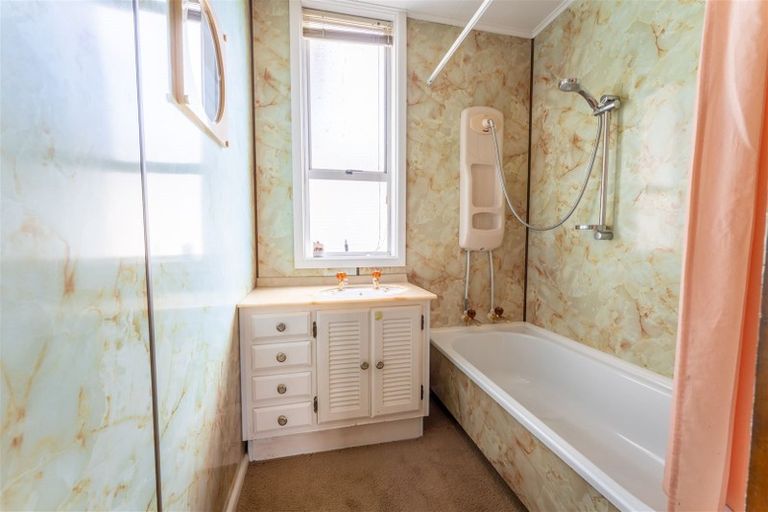 Photo of property in 33 Caledonian Road, Oamaru North, Oamaru, 9400