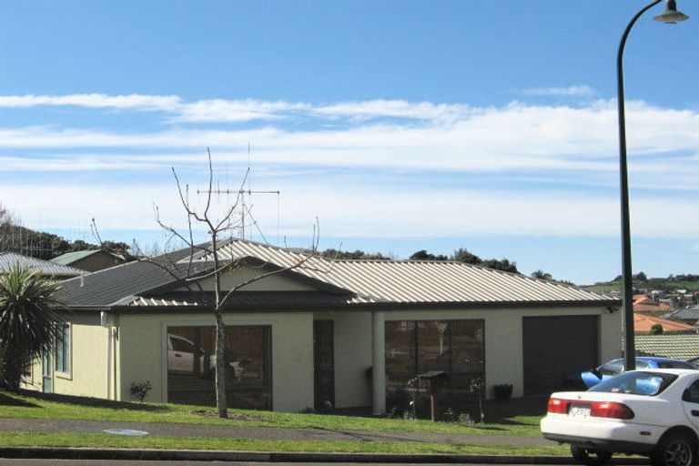 Photo of property in 3 Riverstone Drive, Welcome Bay, Tauranga, 3112