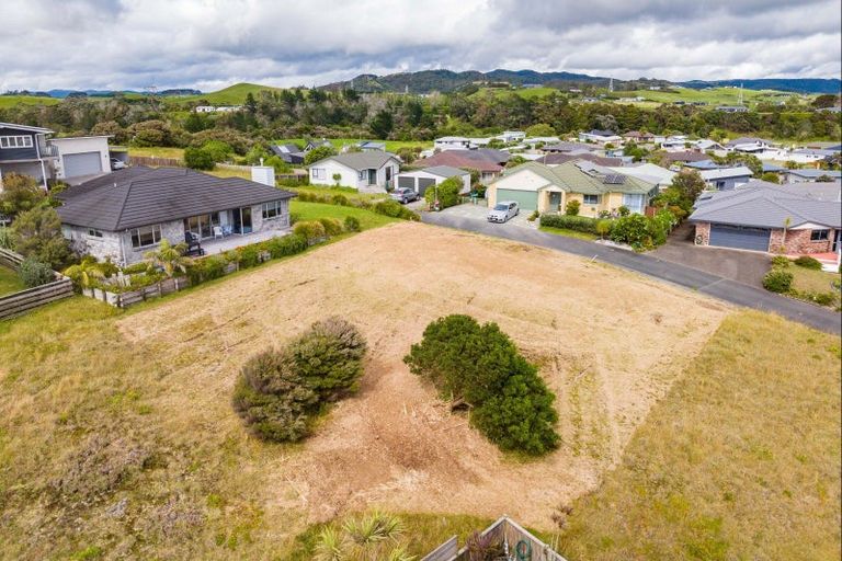 Photo of property in 20 Kihi Place, Ruakaka, 0116
