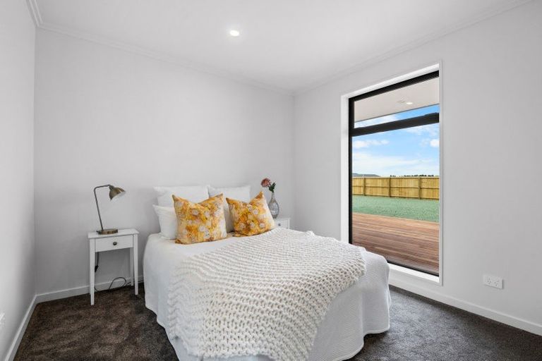 Photo of property in 49 Kingsdowne Drive, West Melton, 7618