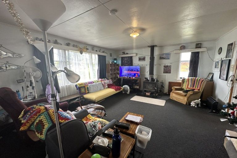 Photo of property in 22 Conway Road, Eltham, 4322