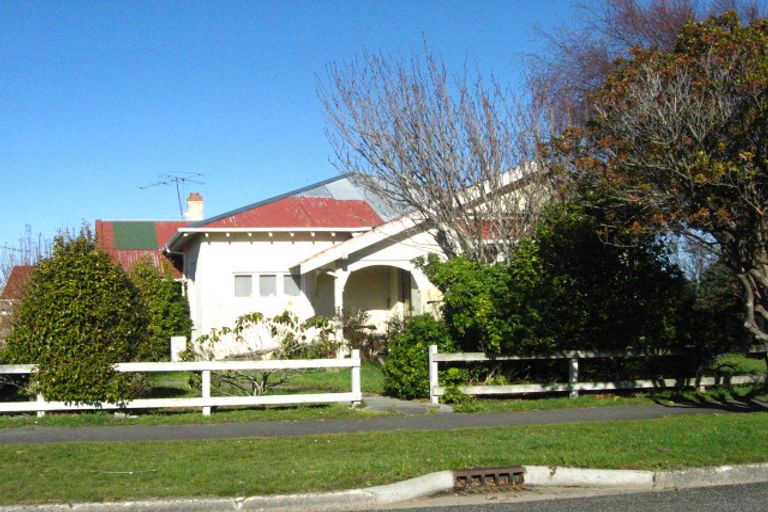 Photo of property in 77 Robertson Street, Richmond, Invercargill, 9810